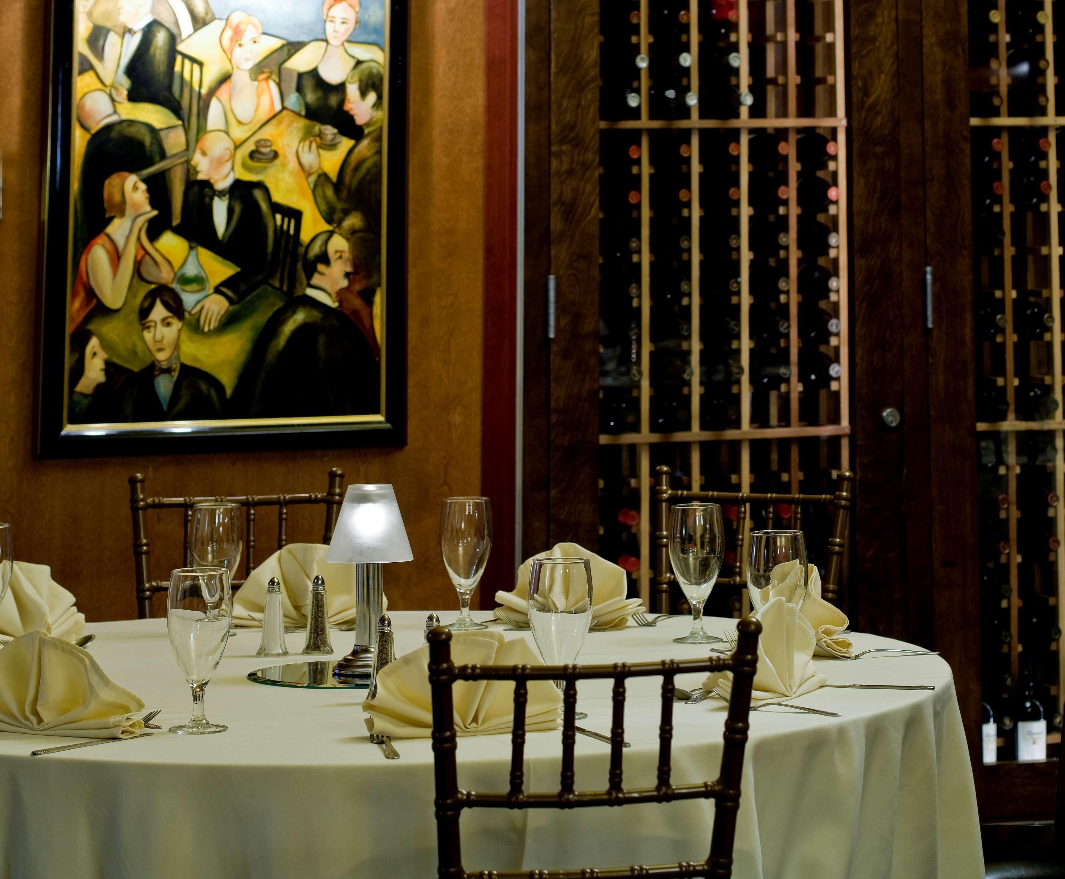 Doubletree By Hilton Chicago O'Hare Airport-Rosemont Hotell Restaurant bilde